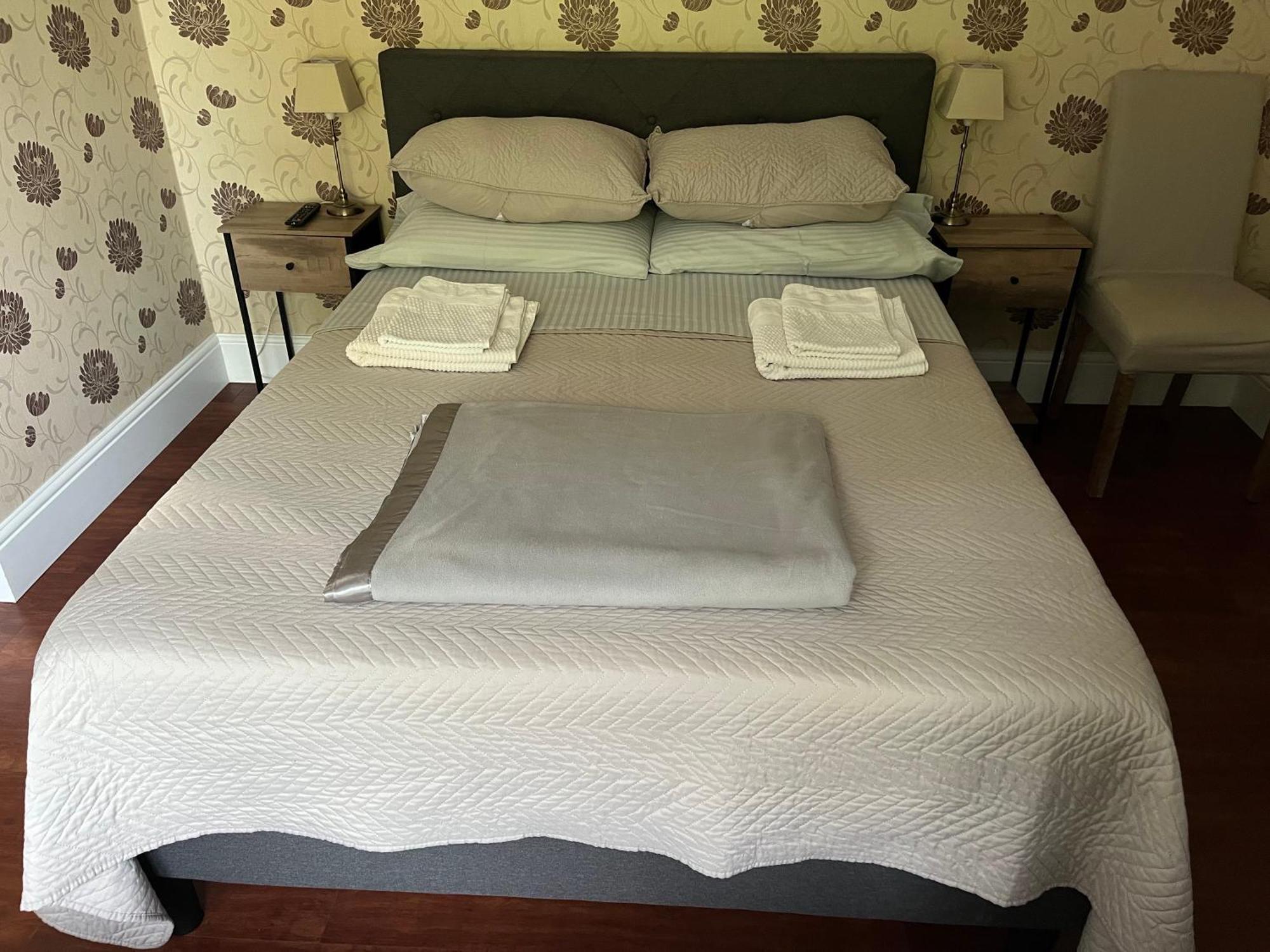Le Pontet Bed & Breakfast Miramont-de-Guyenne Exterior photo